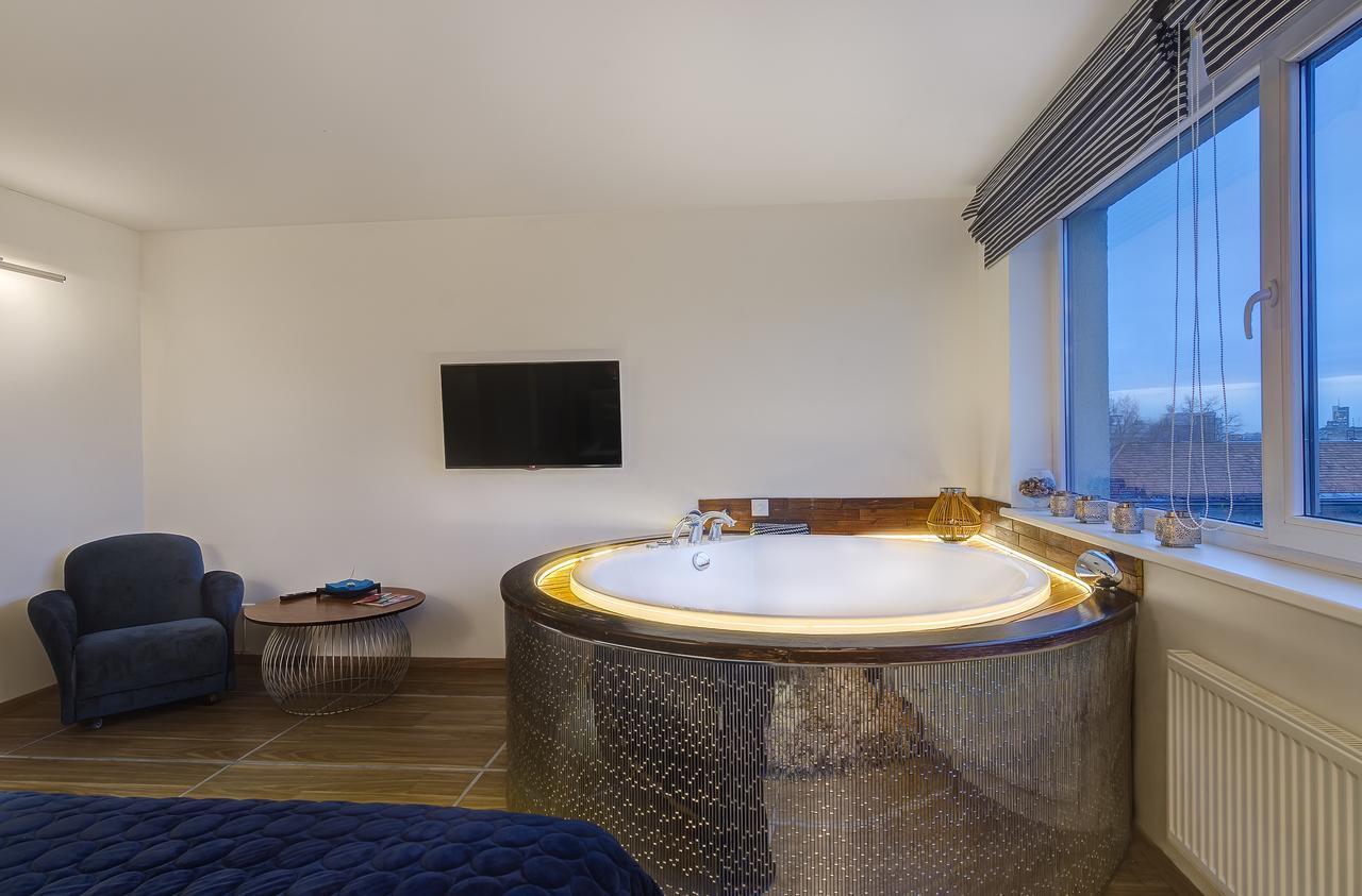 June Street Spa Apartments Βίλνιους Εξωτερικό φωτογραφία